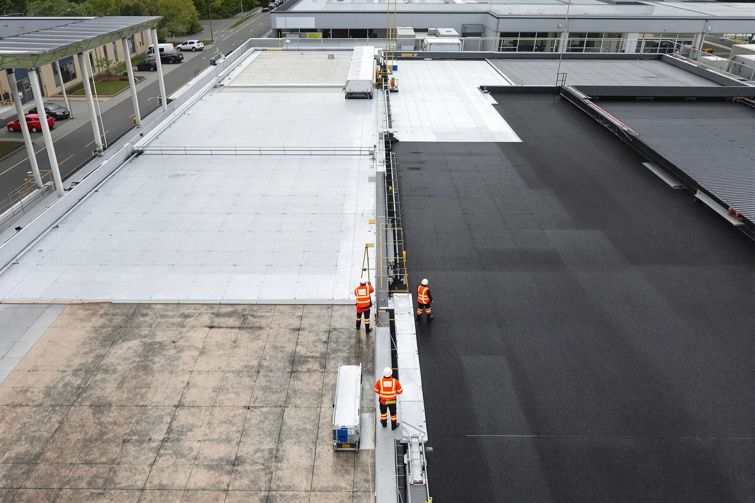 Kan dakrenovatie tijdens productie? - DMA Steeldeck