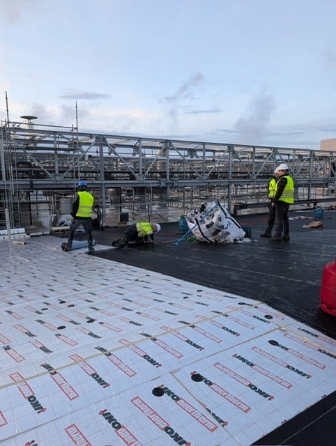 Afronding steeldeck dakproject Lutosa Leuze